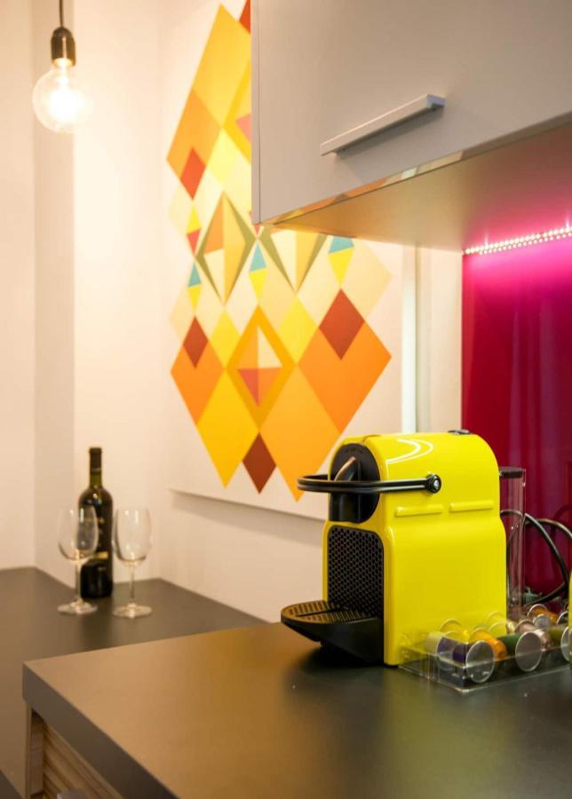 Mazi Rooms Venizelou سالونيك المظهر الخارجي الصورة