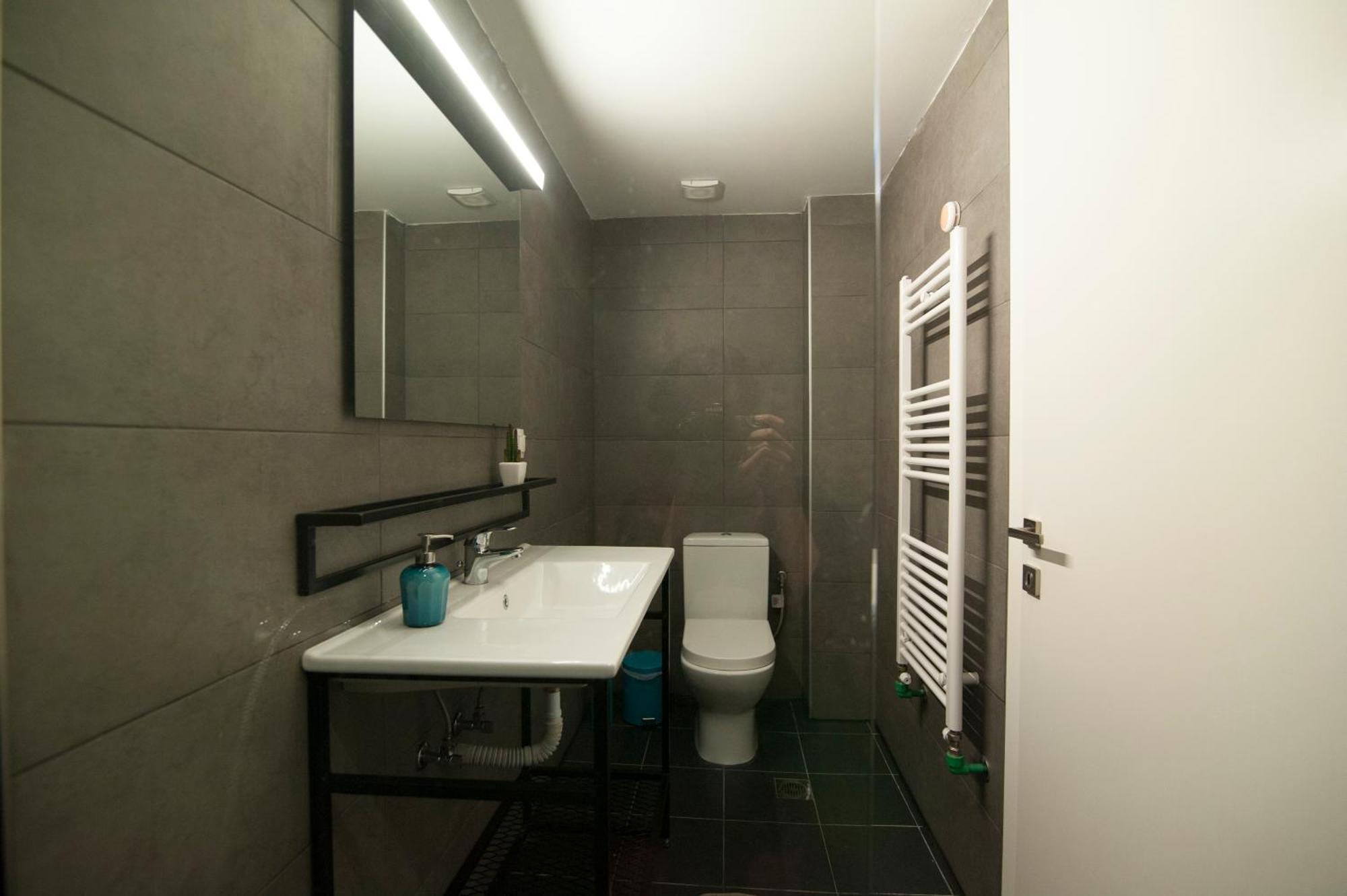 Mazi Rooms Venizelou سالونيك الغرفة الصورة