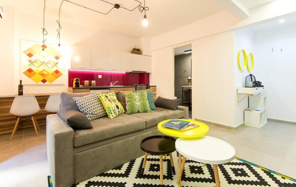 Mazi Rooms Venizelou سالونيك الغرفة الصورة