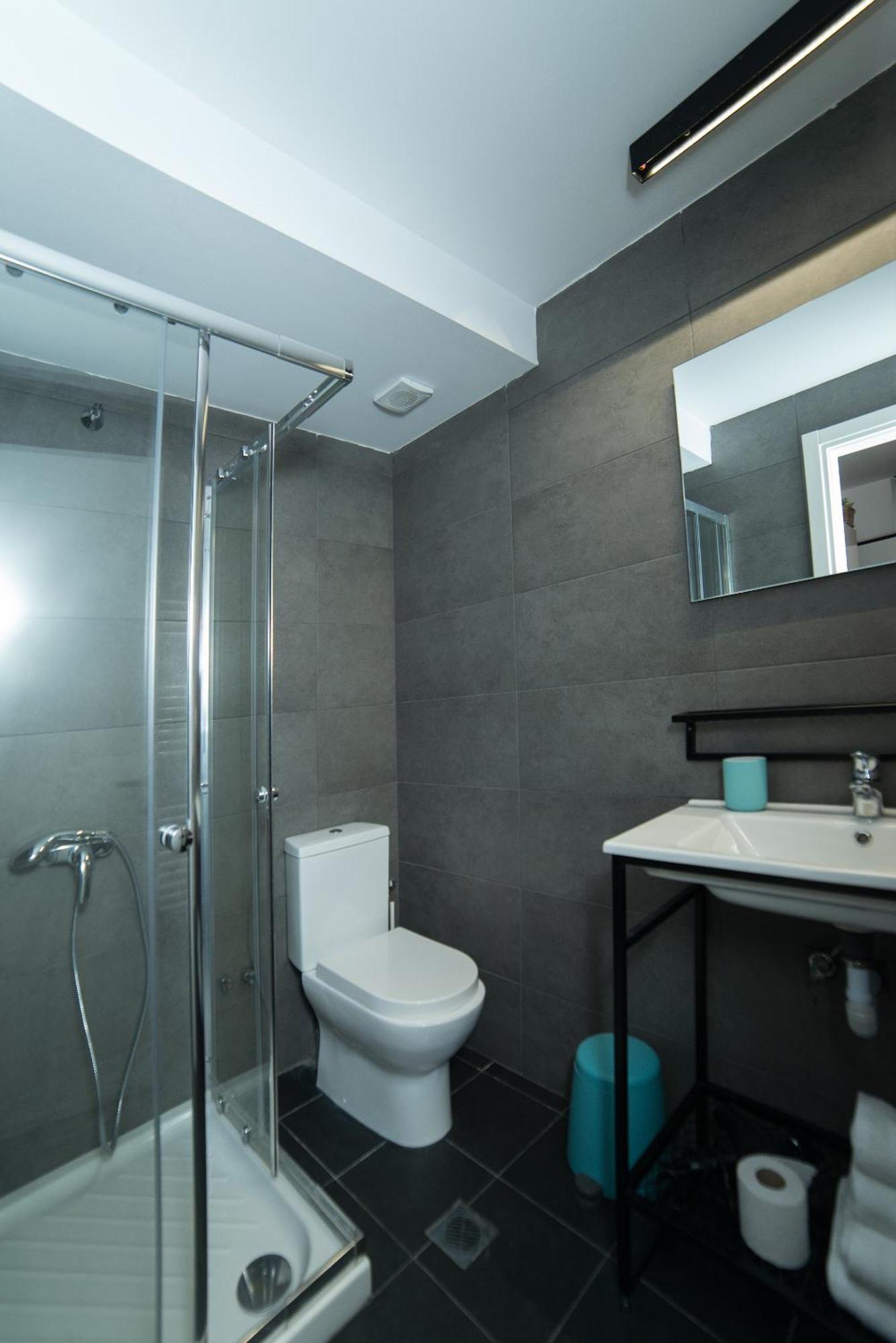 Mazi Rooms Venizelou سالونيك الغرفة الصورة
